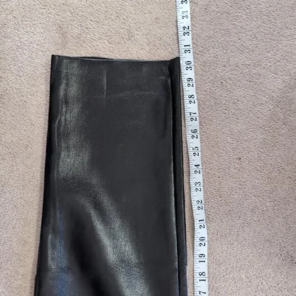 Aritzia Wilfred Melina High Rise Straight Cyberpunk Vegan Faux Leather Pants 8 - Picture 3 of 7